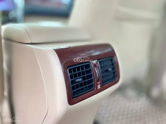 Toyota Camry 2.0E 2014 - Bảo dưỡng 5000 km thay nhớt một lần miễn phí