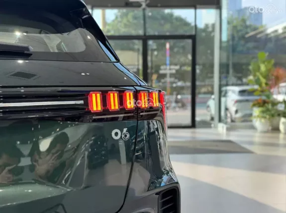 Lynk & Co 06 2024 - Chỉ với 250tr bạn đã có thể sở hữu được chiếc L&C, tặng kèm gói bảo dưỡng 5 năm miễn phí