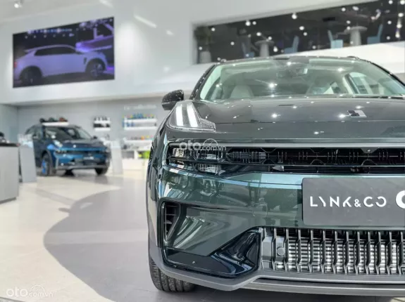 Lynk & Co 06 2024 - Chỉ với 250tr bạn đã có thể sở hữu được chiếc L&C, tặng kèm gói bảo dưỡng 5 năm miễn phí
