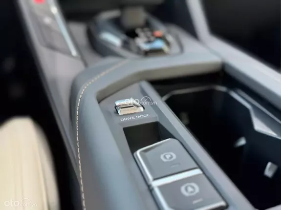 Lynk & Co 06 2024 - Chỉ với 250tr bạn đã có thể sở hữu được chiếc L&C, tặng kèm gói bảo dưỡng 5 năm miễn phí