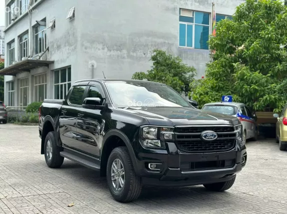 Ford Ranger XLS 2.2 4x2 AT 2024 - Giá 670tr