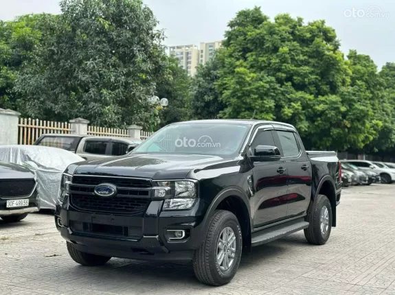 Ford Ranger XLS 2.2 4x2 AT 2024 - Giá 670tr