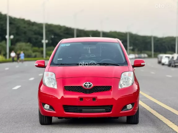 Toyota Yaris RS 1.5 AT 2012 - Hỗ trợ ngân hàng 70% giá trị xe