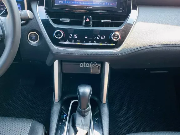 Toyota Corolla Cross 1.8 V  2021 - Hỗ trợ trả góp, xe đẹp nhập khẩu, trang bị full options