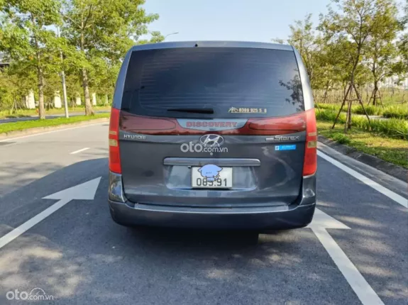 Hyundai Grand Starex 2009 - 2.4 MT 9 chỗ máy xăng, Nội ngoại thất còn rất đẹp, đã lên đầy đủ option