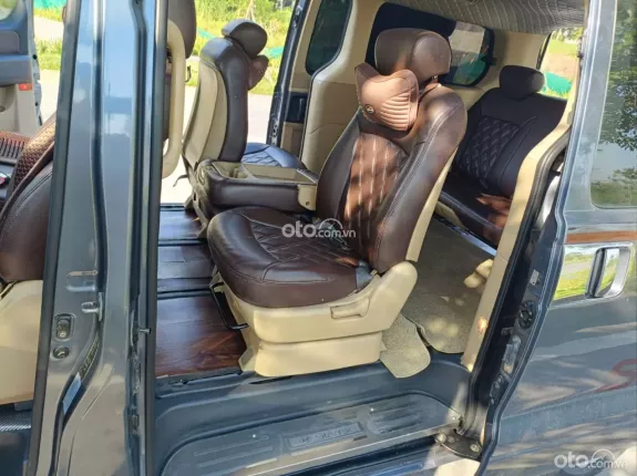 Hyundai Grand Starex 2009 - 2.4 MT 9 chỗ máy xăng, Nội ngoại thất còn rất đẹp, đã lên đầy đủ option