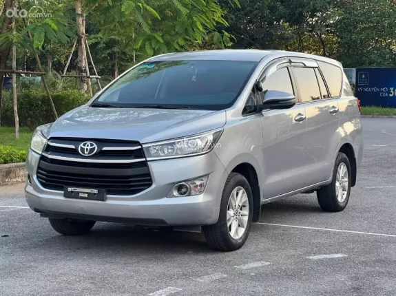 Toyota Innova 2.0E 2018 - Toyota innova 2.0E 2018