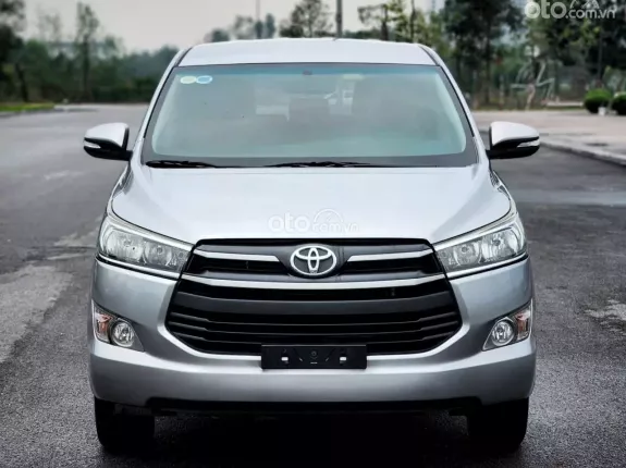 Toyota Innova 2.0E 2017 - Innova 2017