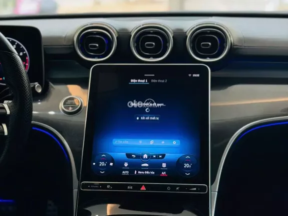 Mercedes-Benz C300 AMG 2021 - 1 tỷ 650 triệu