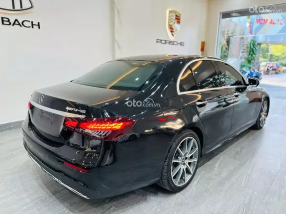 Mercedes-Benz E300 AMG 2021 - Chạy 2v miles full lịch sử bảo dưỡng hãng
