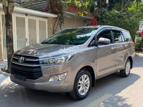 Toyota Innova 2.0E 2019 - Xe đẹp 1 chủ từ mới full lịch sử hãng