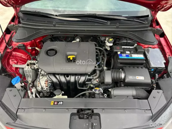 Hyundai Elantra 2.0 AT Cao cấp 2021 - Xe đẹp không lỗi nhỏ