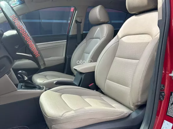 Hyundai Elantra 2.0 AT Cao cấp 2021 - Xe đẹp không lỗi nhỏ