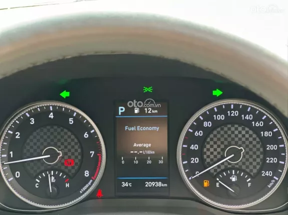 Hyundai Elantra 2.0 AT Cao cấp 2021 - Xe đẹp không lỗi nhỏ