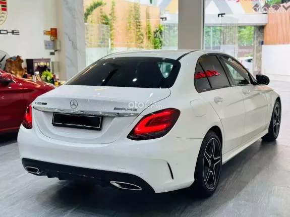 Mercedes-Benz C300 AMG 2018 - Chạy hơn 3 vạn miles full lịch sử hãng.