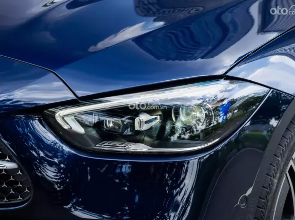 Mercedes-Benz C300 2024 - [HOT] ƯU ĐÃI KÉP TỪ ĐẠI LÝ CÙNG 50% THUẾ TRƯỚC BẠ TỪ CHÍNH PHỦ, SẴN XE, GIAO NGAY