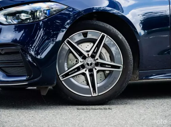 Mercedes-Benz C300 2024 - [HOT] ƯU ĐÃI KÉP TỪ ĐẠI LÝ CÙNG 50% THUẾ TRƯỚC BẠ TỪ CHÍNH PHỦ, SẴN XE, GIAO NGAY