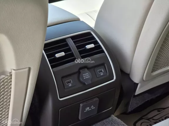 VinFast LUX A2.0 Cao cấp 2019 - Siêu lướt, xe cũ như mới!