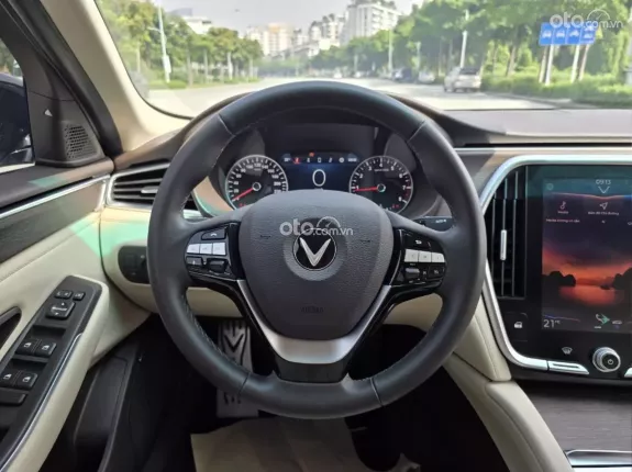 VinFast LUX A2.0 Cao cấp 2019 - Siêu lướt, xe cũ như mới!