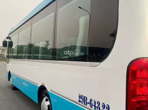 Hyundai Grand Starex 2.5 MT 2019 - Bán Hyundai Tracomeco 29 chỗ thân rộng đời 2019. Xe đẹp