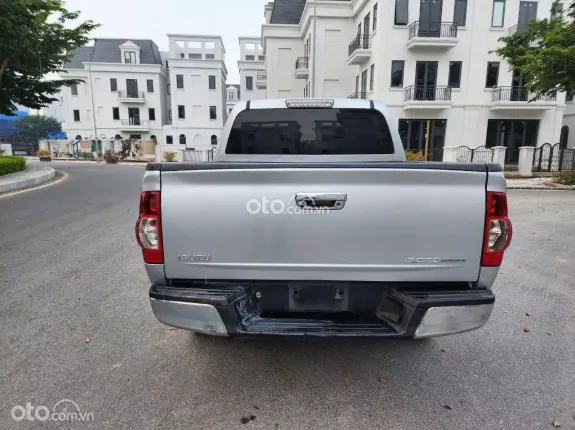 Isuzu D-Max 2011 - Xe đã chạy 16 vạn máy chạy rất êm