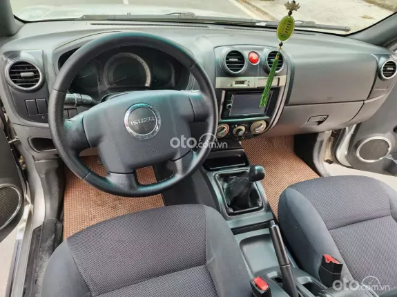 Isuzu D-Max 2011 - Xe đã chạy 16 vạn máy chạy rất êm