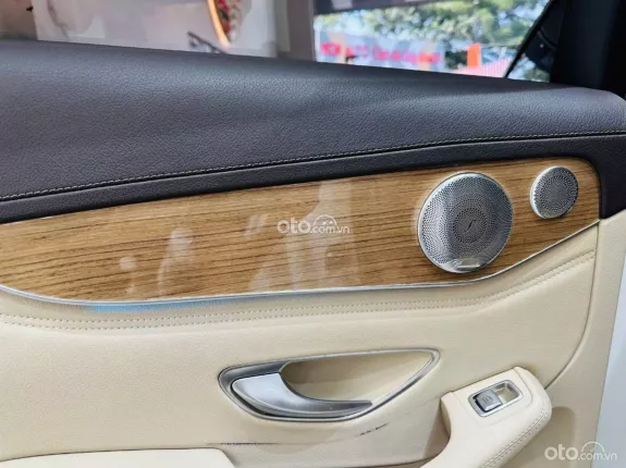 Mercedes-Benz GLC 250 4Matic 2018 - Bao check hãng, test thợ thoải mái trước khi giao dịch