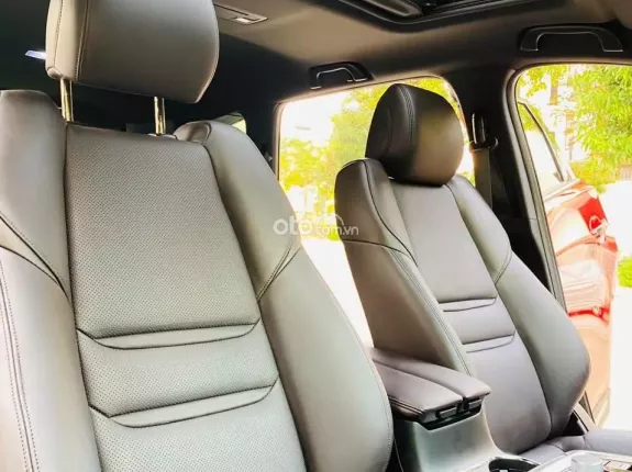 Mazda CX-8 Premium AWD 2022 - Xe đẹp như mới, trang bị full option