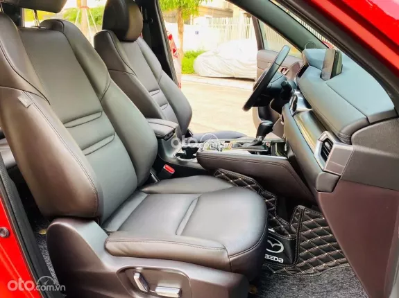Mazda CX-8 Premium AWD 2022 - Xe đẹp như mới, trang bị full option