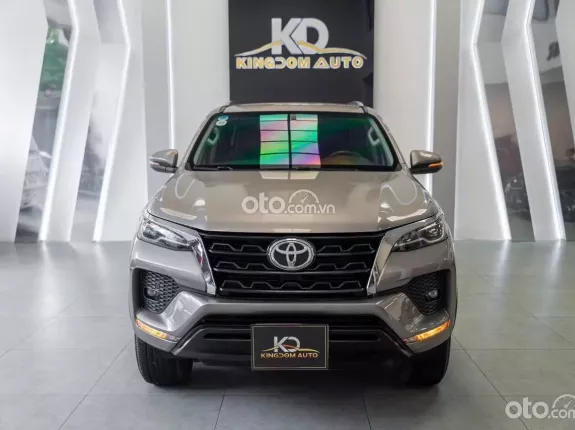 Toyota Fortuner 2.4G 4x2 AT  2021 - Màu đồng siêu đẹp & siêu lướt