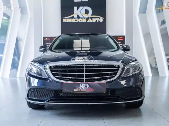 Mercedes-Benz C200 Exclusive 2019 - Màu xanh cavansite / nội thất đen bản có cửa sổ trời - siêu đẹp🎯