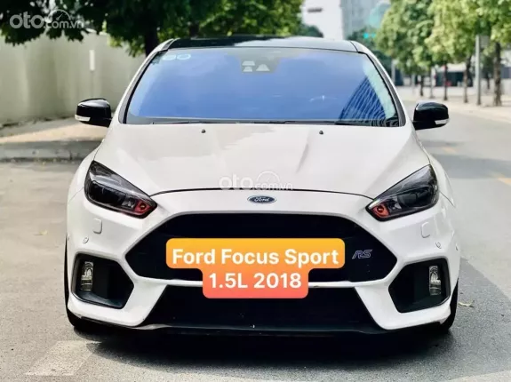 Ford Focus 1.5L EcoBoost Sport 2018 - Đã độ full đồ chơi - có bank 70%