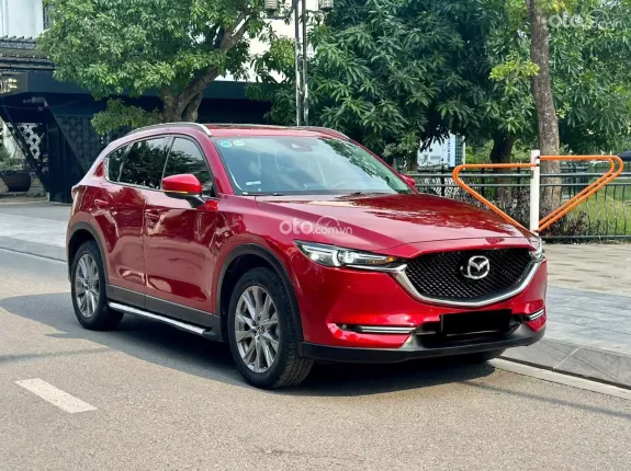 Mazda CX-5 2.0 Premium 2020 - Xe còn rất mới và đẹp, lốp theo xe cả dàn, 1 chủ từ mới, xe có cam kết bằng văn bản