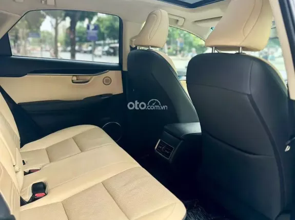 Lexus NX 200T 2016 - Xe đẹp, siêu lướt, giá tốt