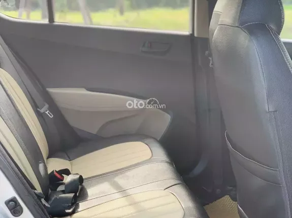 Hyundai Grand i10 Sedan 1.2 MT 2016 - Biển hà Nội xe đẹp xuất sắc