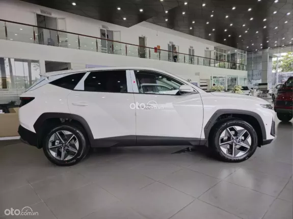 Hyundai Tucson 2.0 Đặc biệt 2025 - Hyundai Tucson 2025 Chỉ từ 180tr. Sẵn Đen, Trắng, Đỏ Giao Ngay