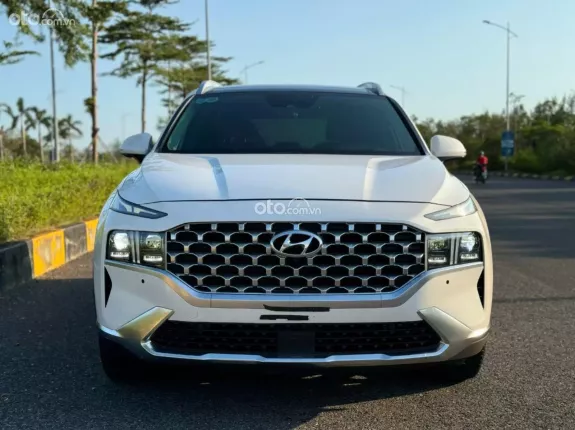 Hyundai Santa Fe 2022 - Xe đẹp chạy 37.000 km