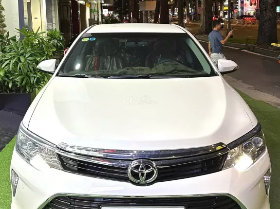 Toyota Camry 2.5Q 2018 - Hàng độc siêu hiếm đi vỏn vẹn 77km