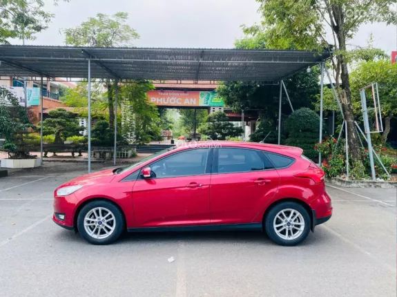 Ford Focus 1.5L EcoBoost Trend Sedan 2018 - Xe đẹp, siêu lướt, giá tốt sang tên ngay