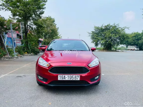 Ford Focus 1.5L EcoBoost Trend Sedan 2018 - Xe đẹp, siêu lướt, giá tốt sang tên ngay