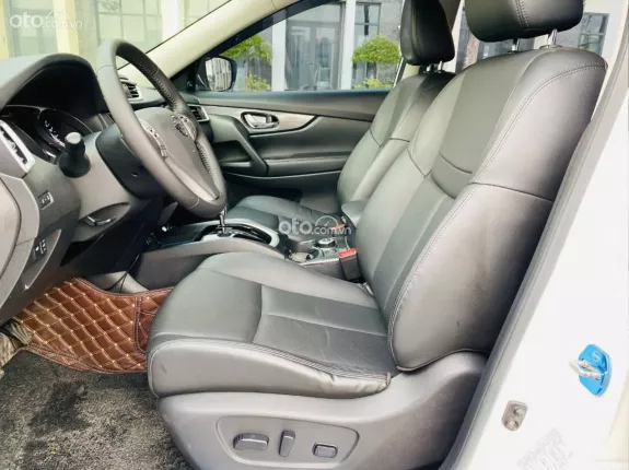 Nissan X trail 2.5 SV 4WD Premium 2018 - Xe đẹp, 1 chủ từ đầu, đủ hồ sơ giấy tờ sang tên ngay