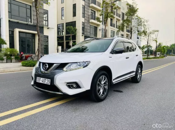 Nissan X trail 2.5 SV 4WD Premium 2018 - Xe đẹp, 1 chủ từ đầu, đủ hồ sơ giấy tờ sang tên ngay