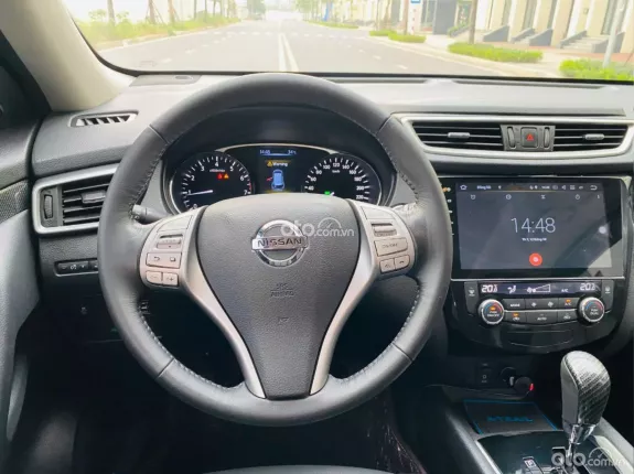 Nissan X trail 2.5 SV 4WD Premium 2018 - Xe đẹp, 1 chủ từ đầu, đủ hồ sơ giấy tờ sang tên ngay