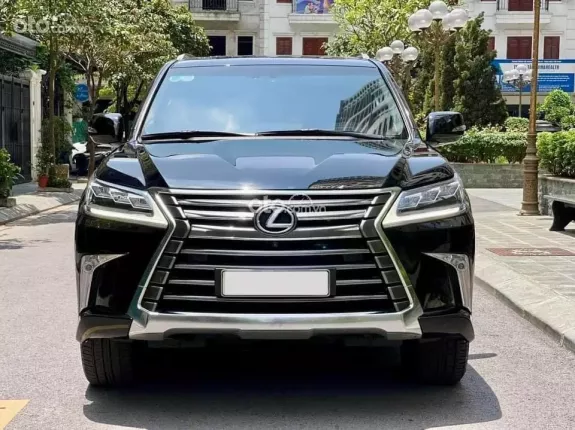 Lexus LX 570 2020 - Chạy ít màu đen nội thất da bò