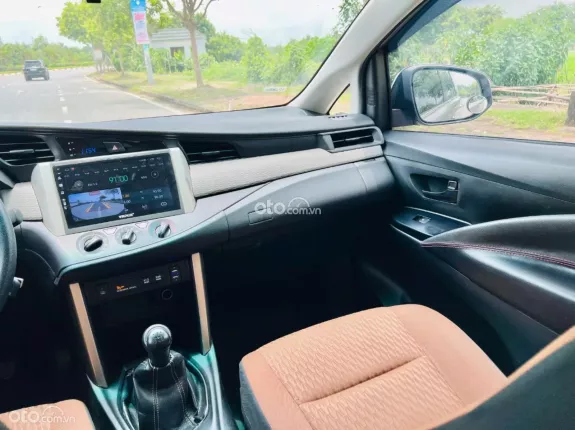 Toyota Innova 2.0E 2016 - Đã lên cam 360