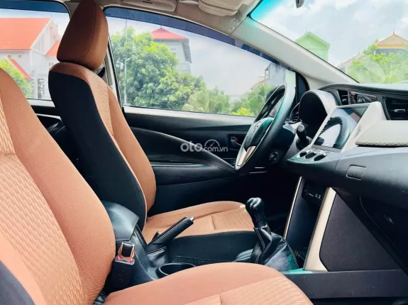 Toyota Innova 2.0E 2016 - Đã lên cam 360