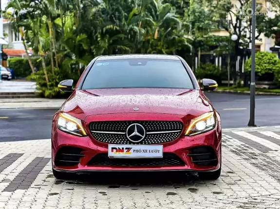 Mercedes-Benz C300 AMG 2020 - Gói quà tặng phụ kiện cao cấp