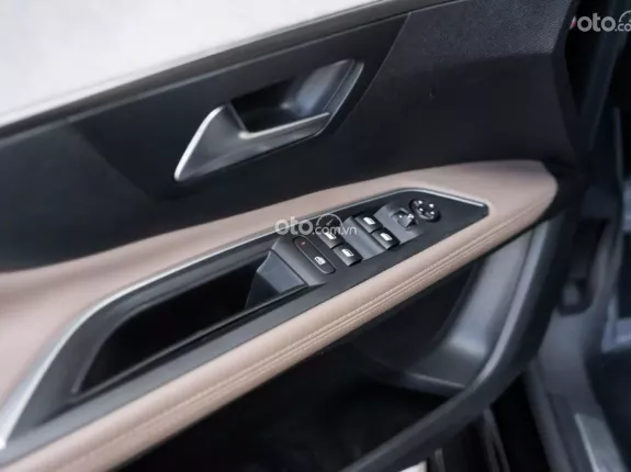Peugeot 3008 GT Line 2022 - ️Màu ĐEN - Nội thất NÂU