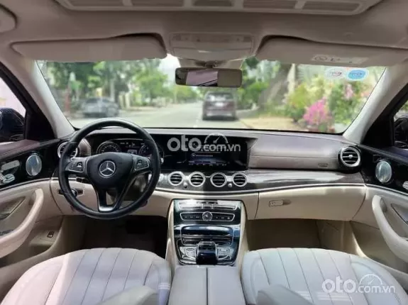 Mercedes-Benz E250 2016 - Siêu lướt