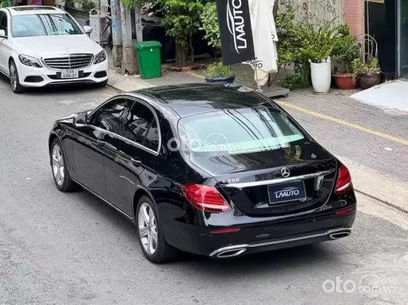 Mercedes-Benz E250 2016 - Siêu lướt